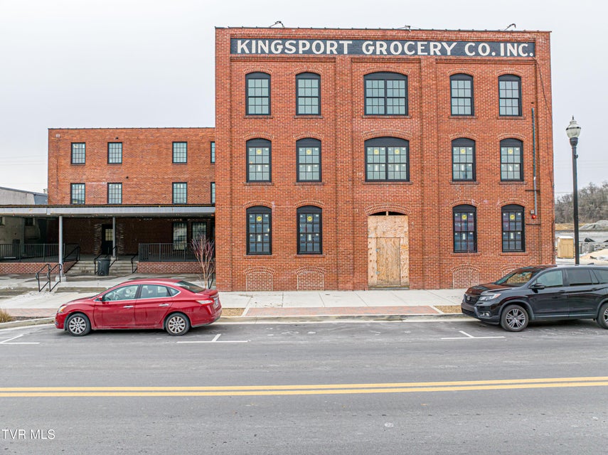 Photo #14: 453 Main Street