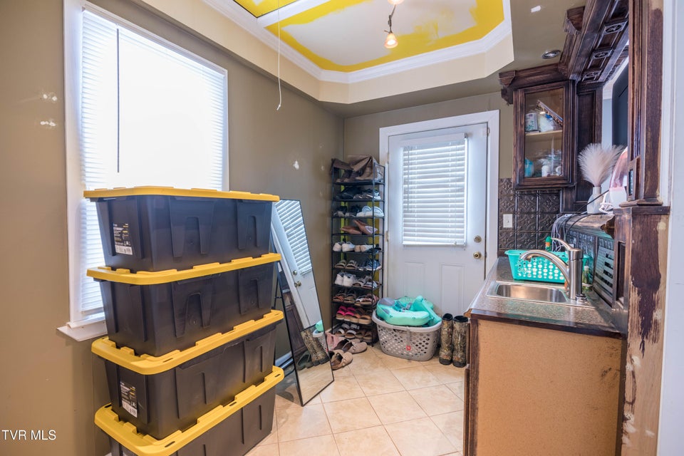 Photo #8: 324 Juniper Street