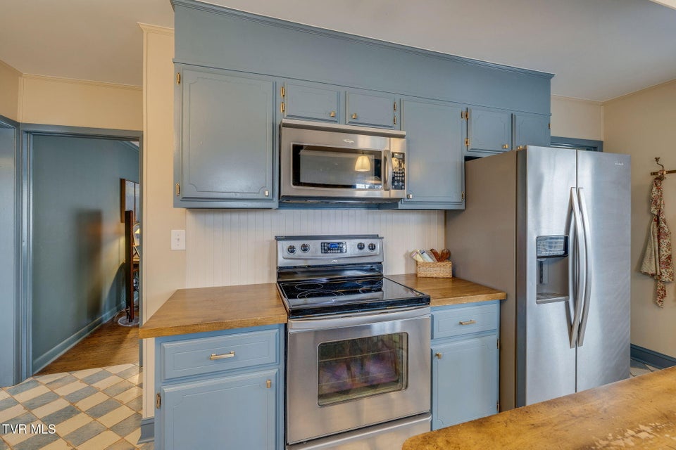 Photo #11: 1037 Watauga Street