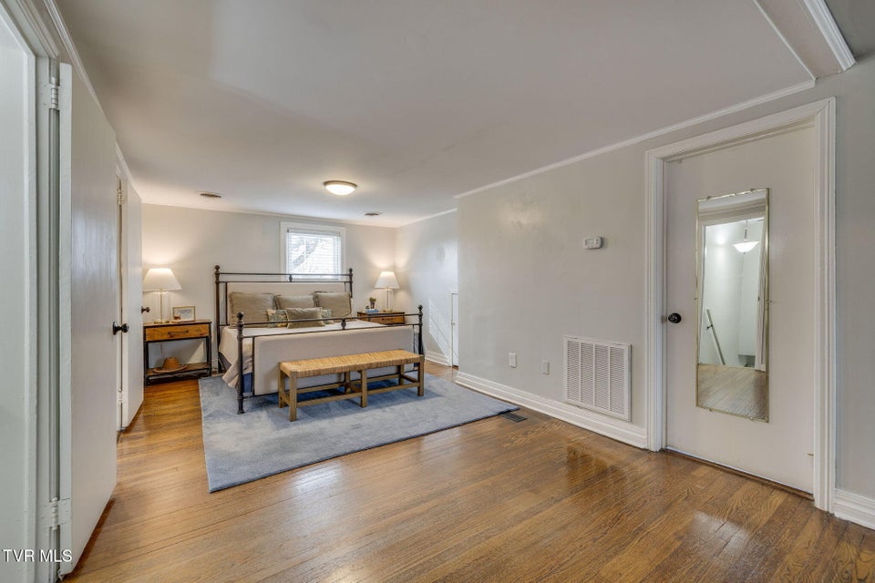 Photo #19: 1037 Watauga Street