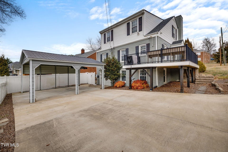 Photo #33: 1037 Watauga Street