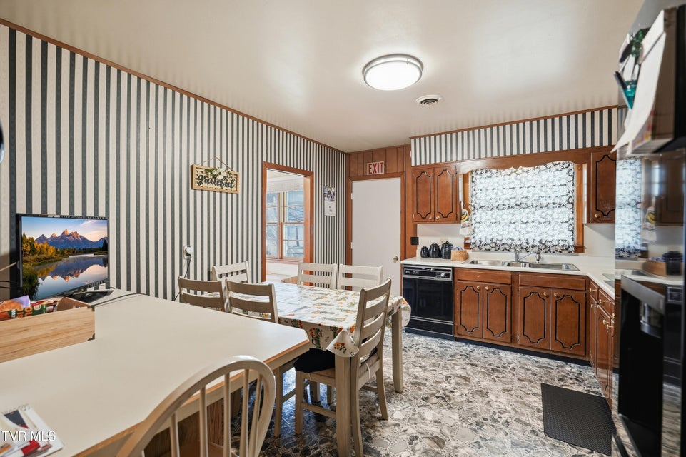 Photo #12: 128 10th Street