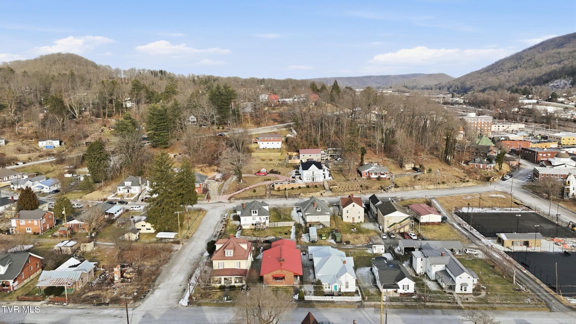 Photo #38: 128 10th Street