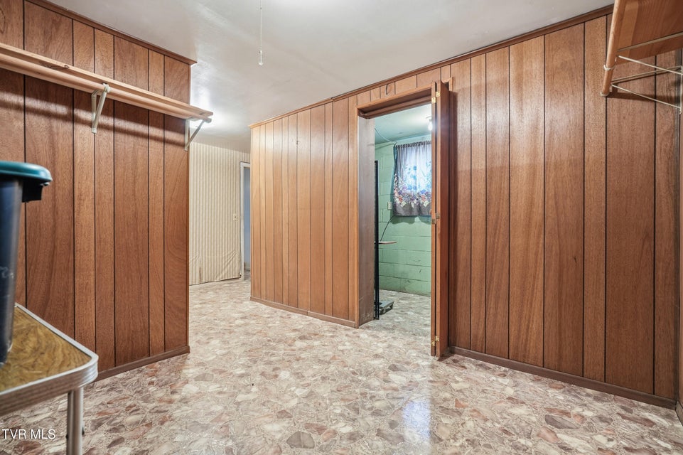 Photo #32: 128 10th Street