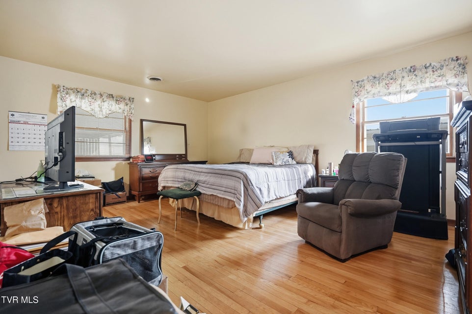 Photo #21: 128 10th Street