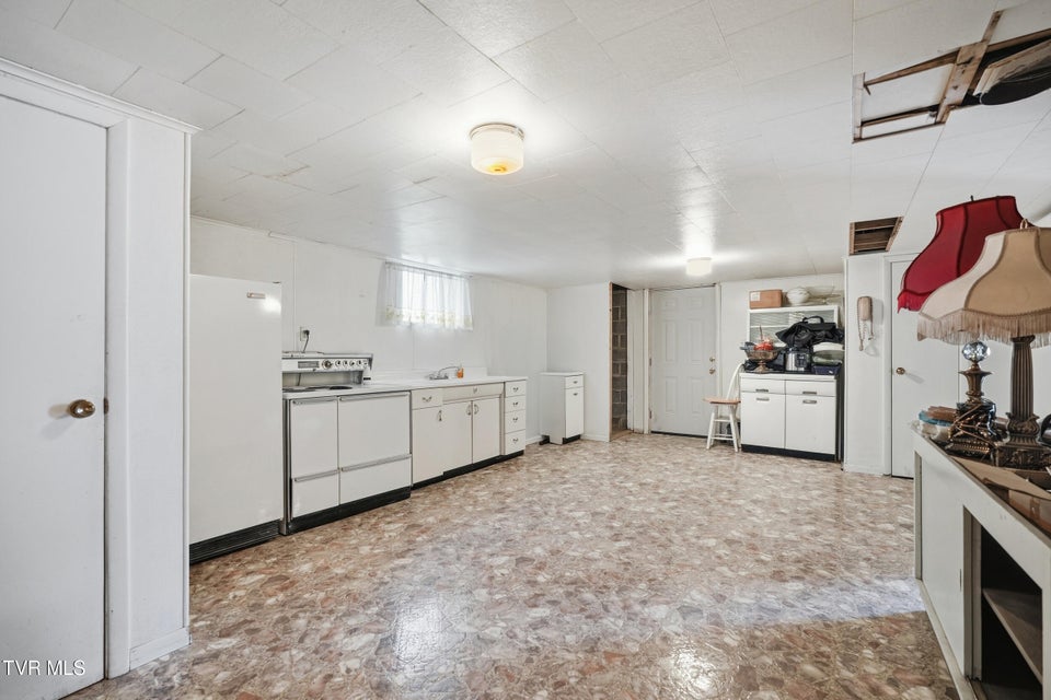 Photo #30: 128 10th Street