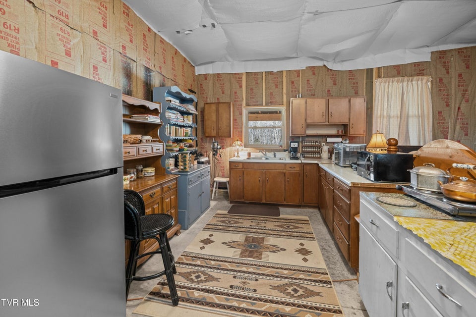 Photo #19: 336 Cloud Creek Road