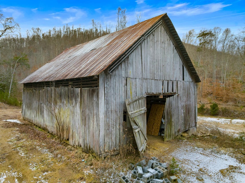 Photo #18: 260 Shepard Lane