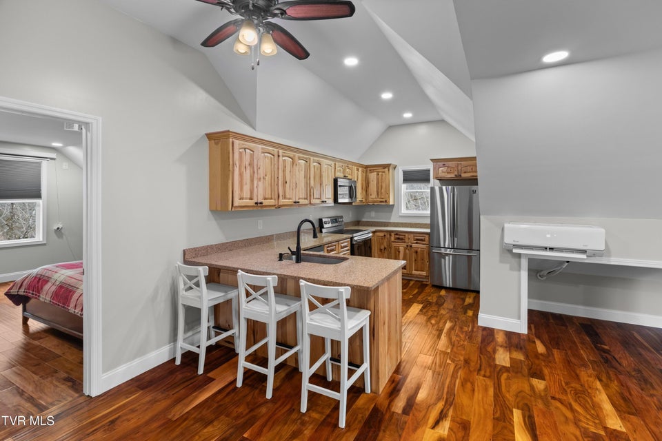 Photo #41: 260 Shepard Lane