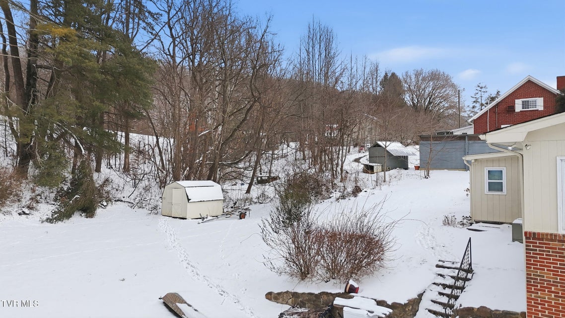 Photo #31: 221 Charleston Street