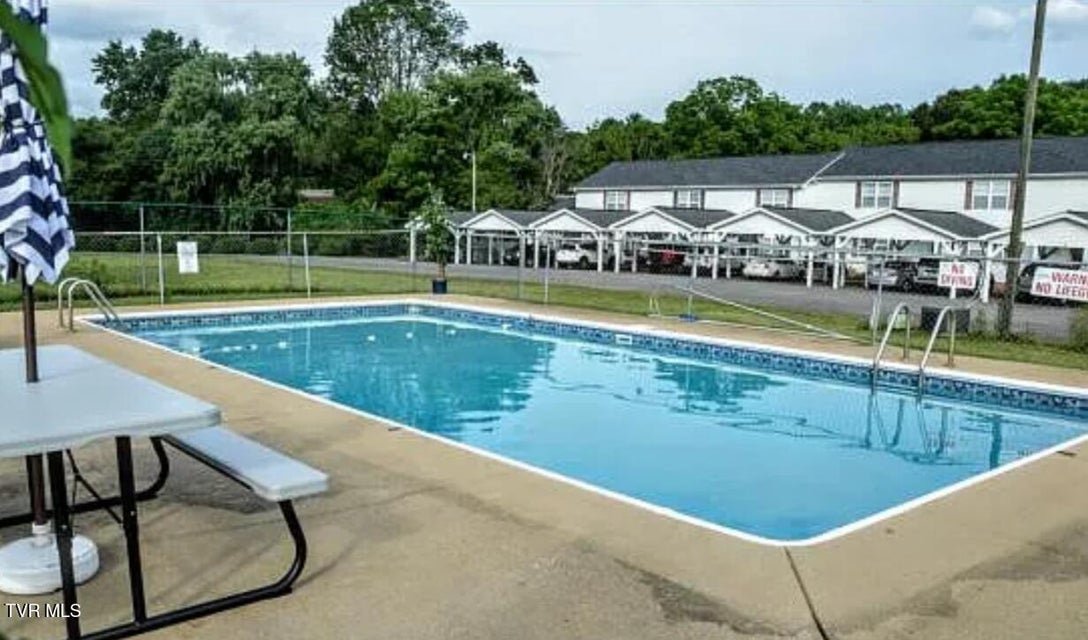 Photo #27: 1476 Tn-126 