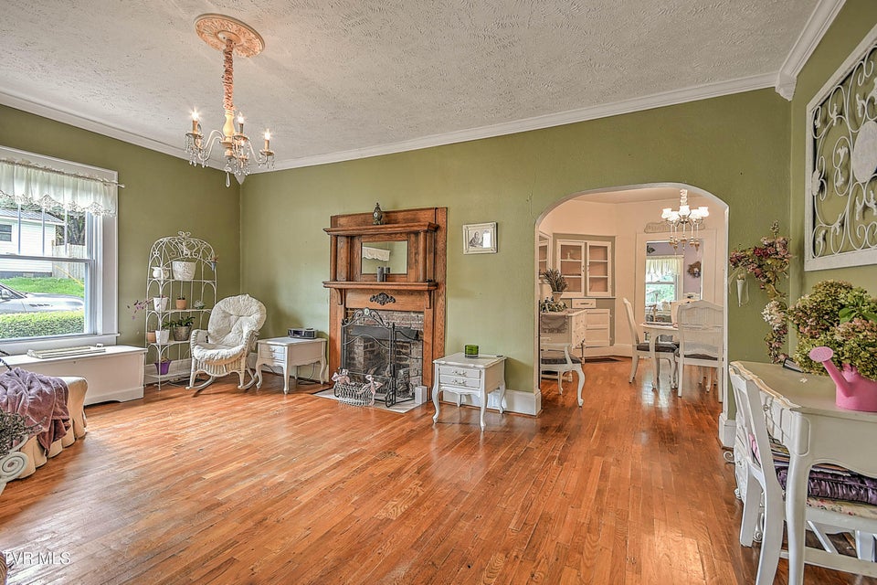 Photo #12: 1462 Georgia Avenue