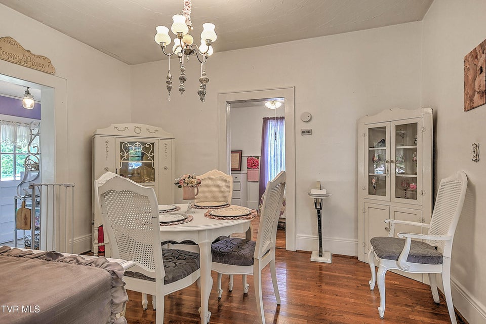 Photo #22: 1462 Georgia Avenue