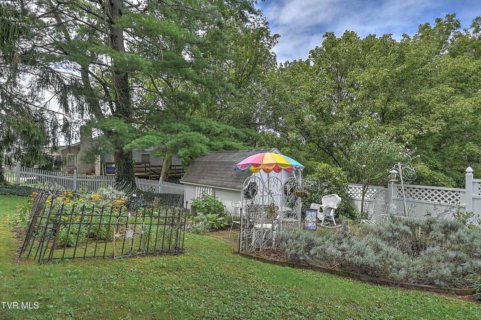 Photo #42: 1462 Georgia Avenue