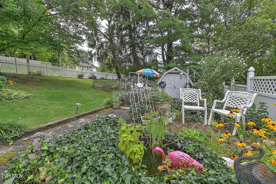 Photo #47: 1462 Georgia Avenue