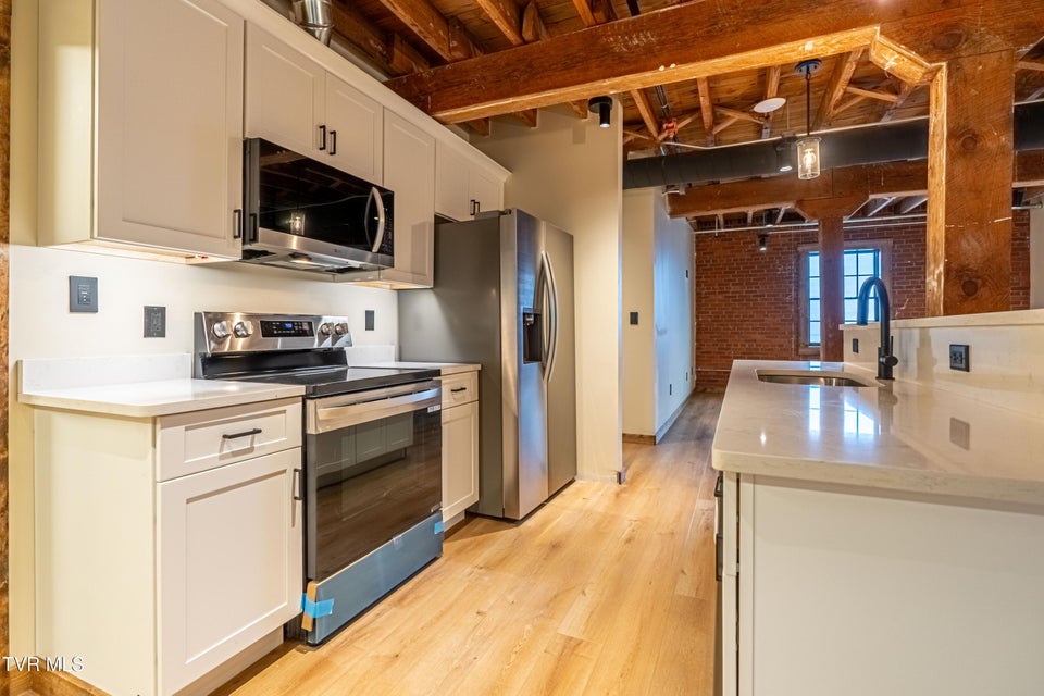 Photo #6: 453 Main Street