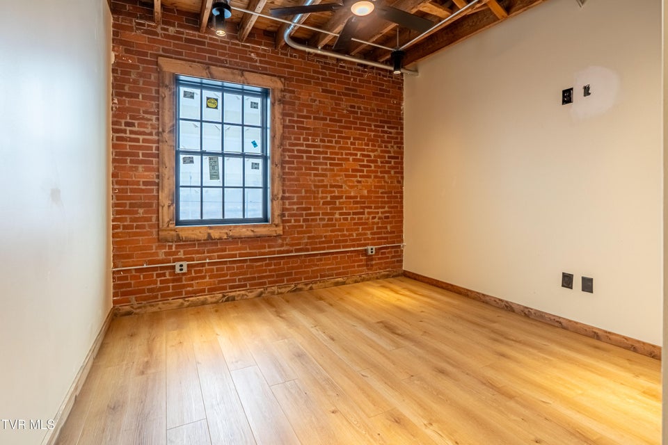 Photo #10: 453 Main Street