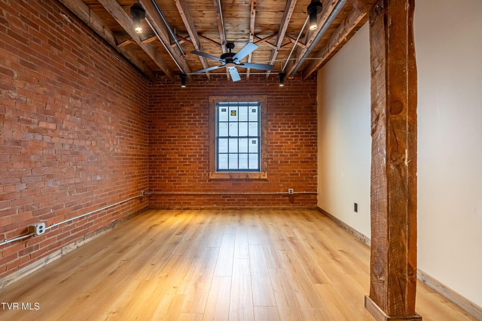 Photo #12: 453 Main Street