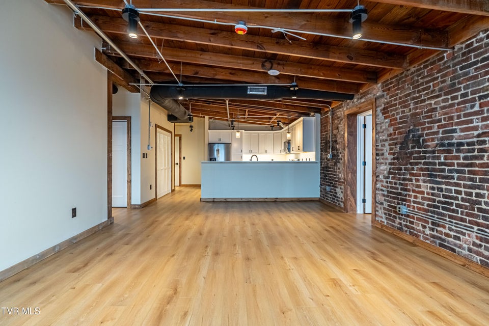 Photo #7: 453 Main Street