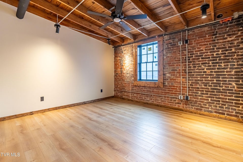 Photo #5: 453 Main Street