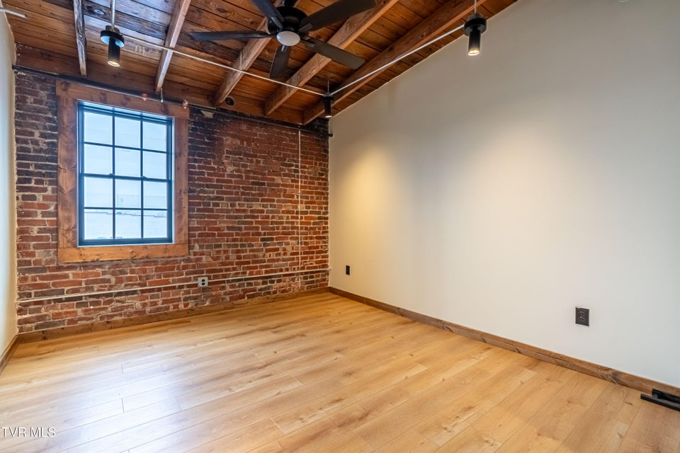 Photo #11: 453 Main Street