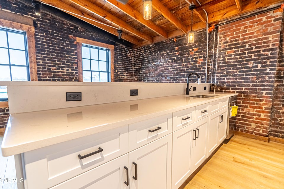 Photo #16: 453 Main Street