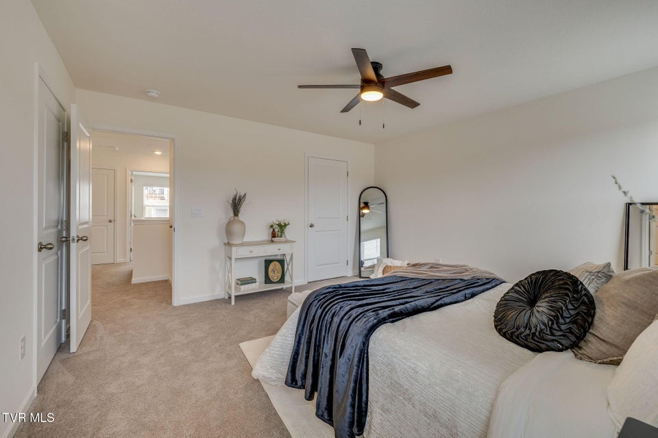 Photo #32: 180 Tanasqui Drive