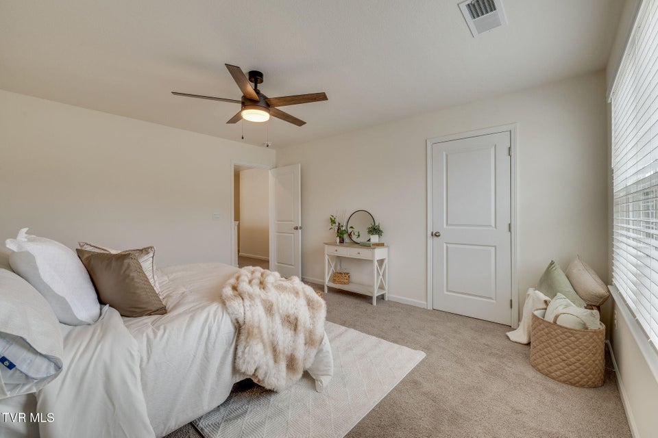 Photo #40: 180 Tanasqui Drive