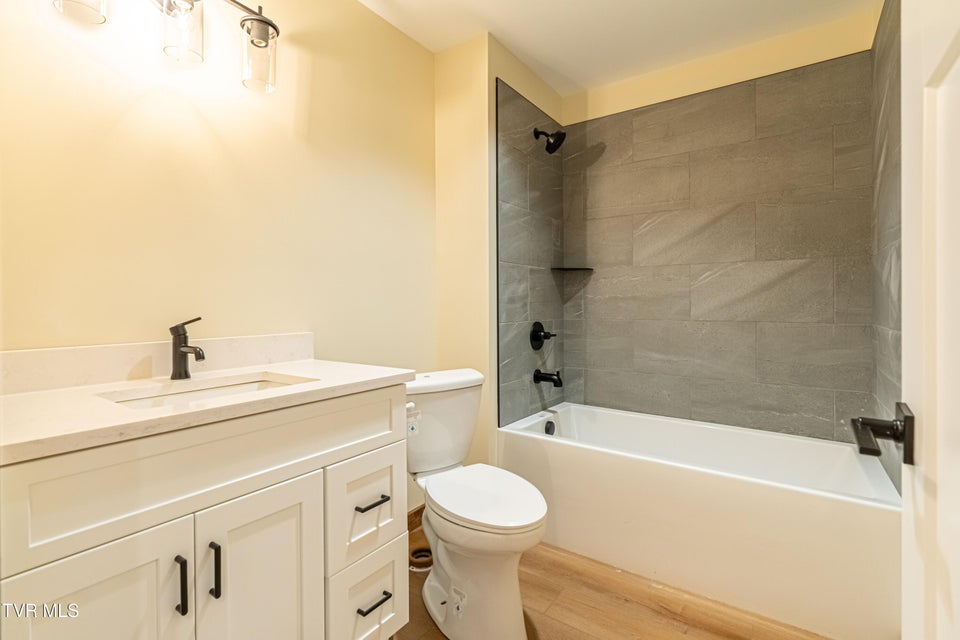 Photo #6: 453 Main Street