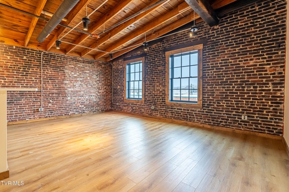 Photo #12: 453 Main Street