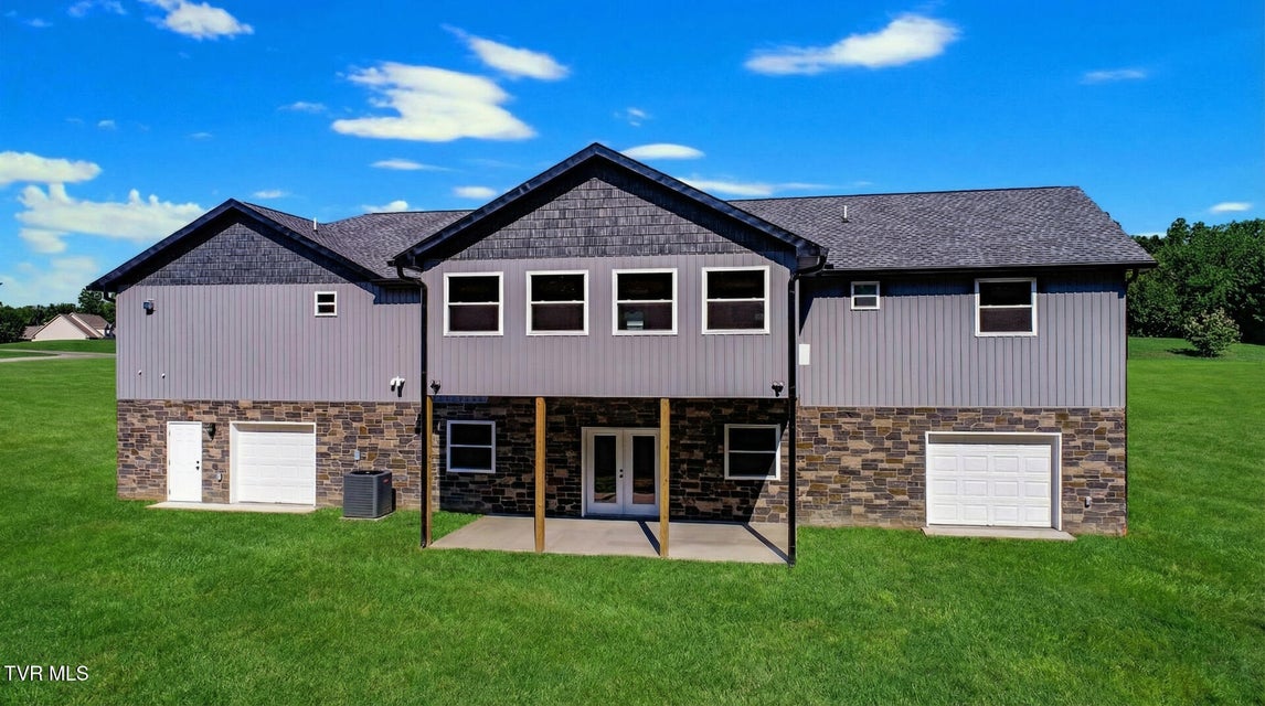 Photo #6: 116 Meadowood Dr 