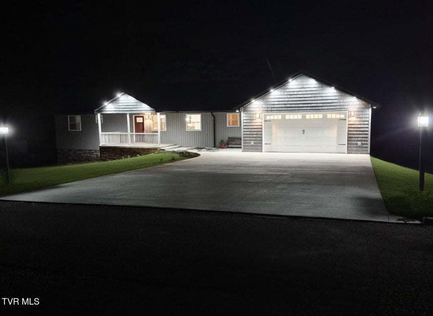 Photo #9: 116 Meadowood Dr 