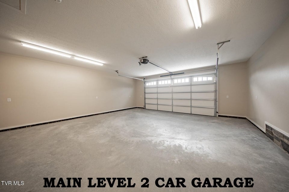 Photo #44: 116 Meadowood Dr 