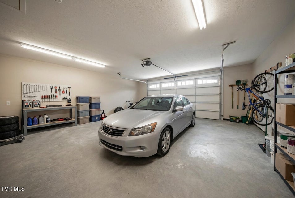 Photo #45: 116 Meadowood Dr 