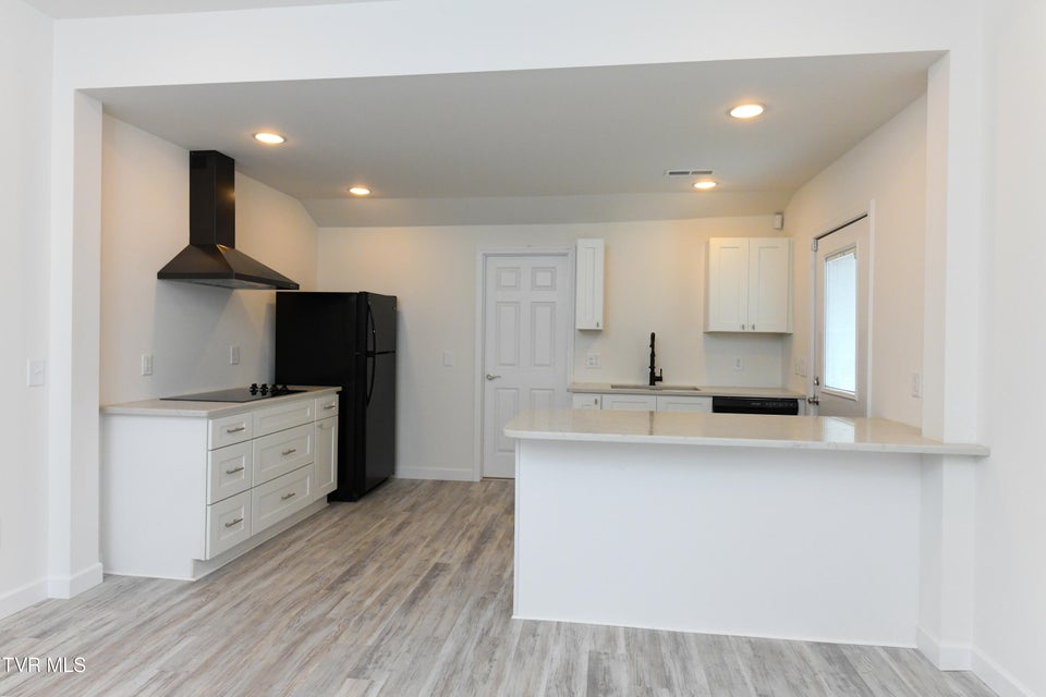 Photo #2: 1008 Earnest Street