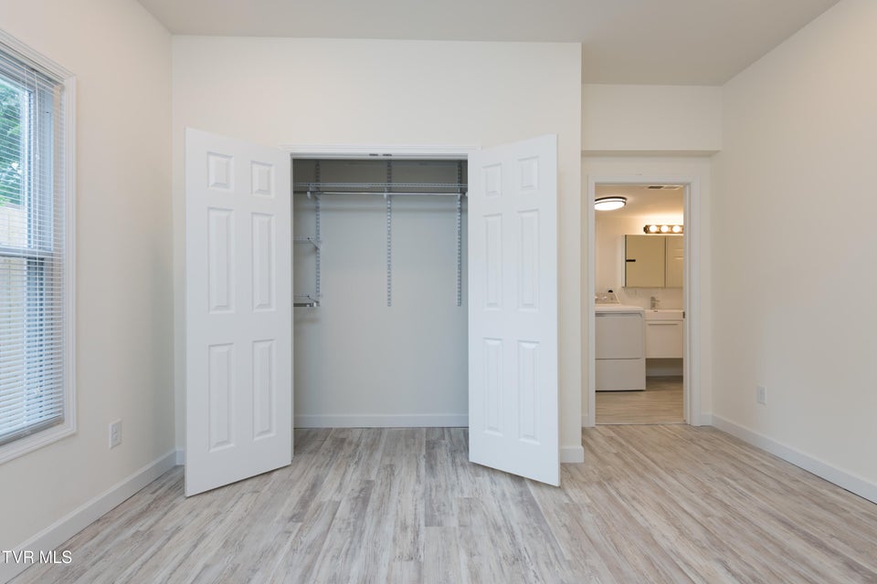 Photo #14: 1008 Earnest Street