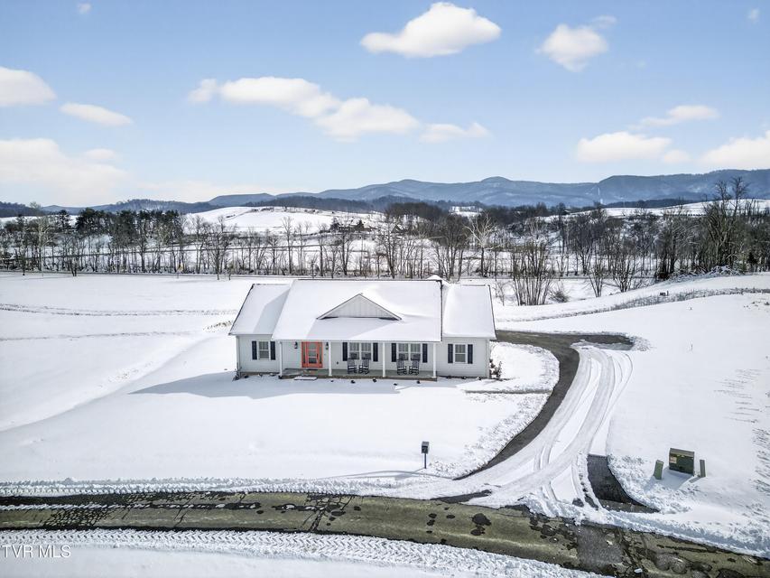 Photo #86: 182 St Johns Way