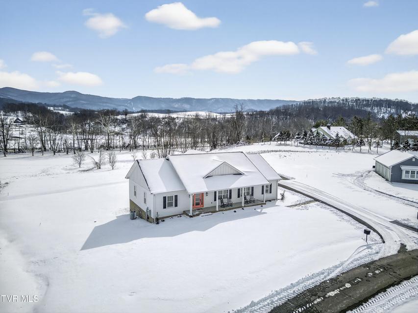 Photo #87: 182 St Johns Way