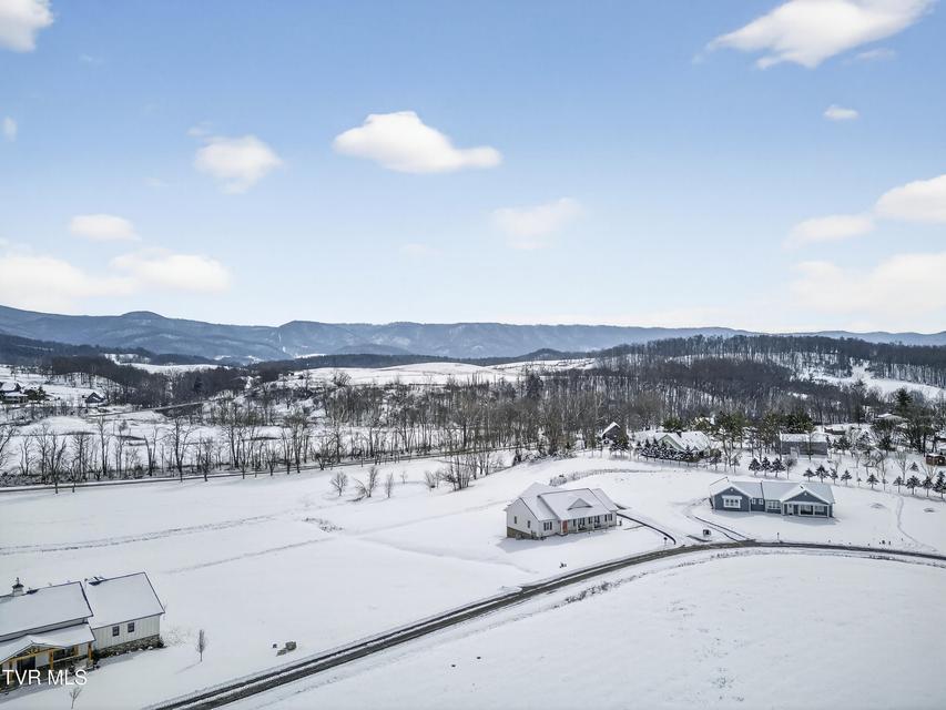 Photo #94: 182 St Johns Way