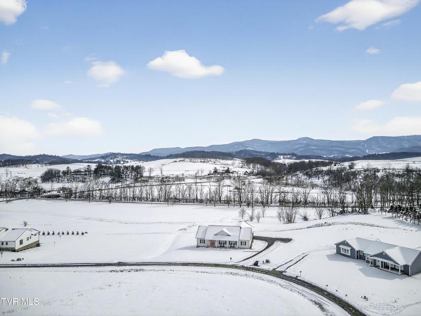 Photo #95: 182 St Johns Way