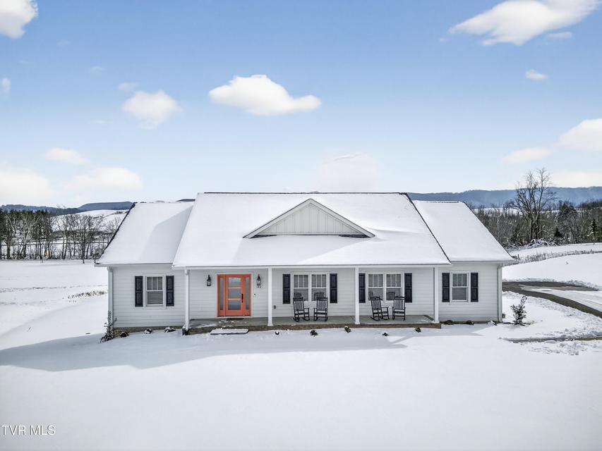 Photo #3: 182 St Johns Way