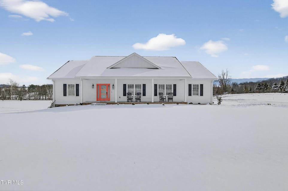 Photo #99: 182 St Johns Way