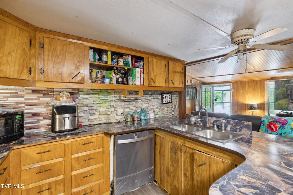 Photo #18: 102 Tolley Lane