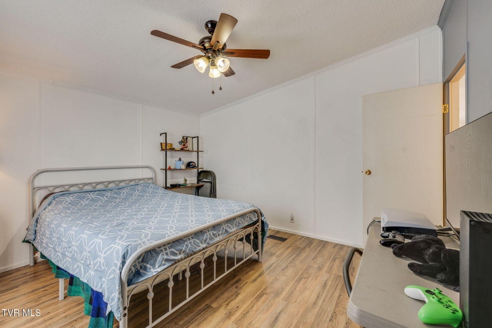 Photo #23: 7185 Snapps Ferry Road