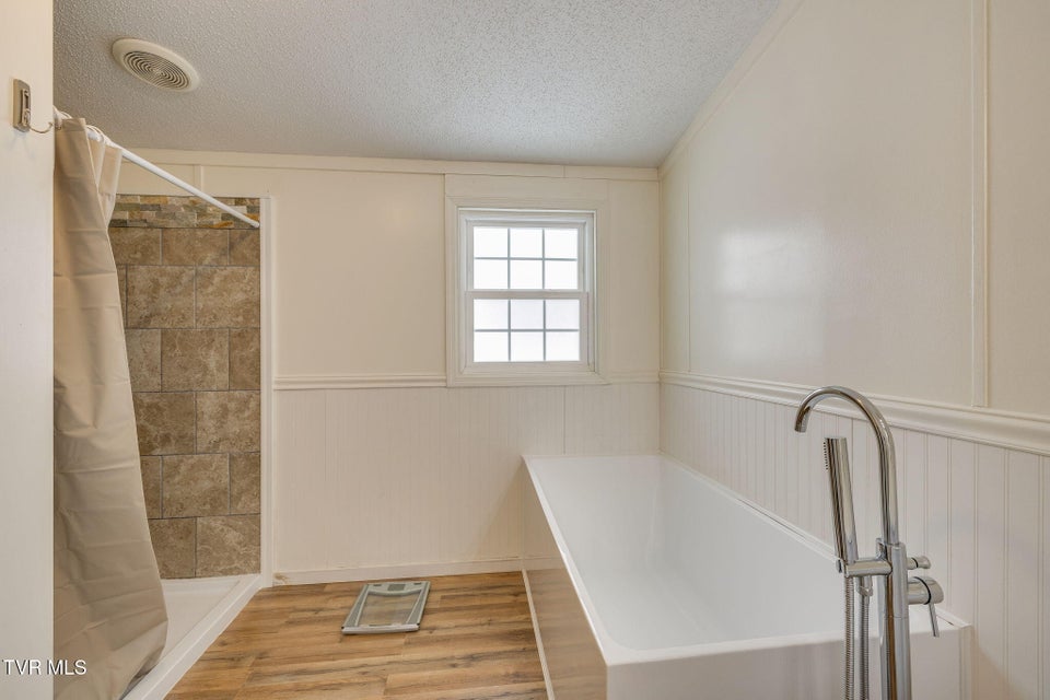 Photo #20: 7185 Snapps Ferry Road