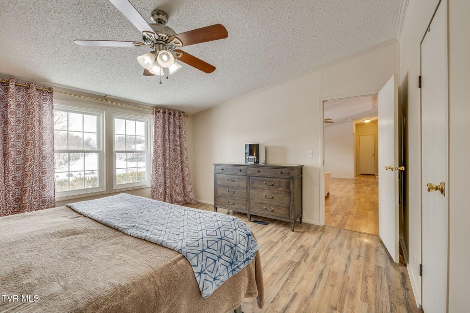 Photo #17: 7185 Snapps Ferry Road