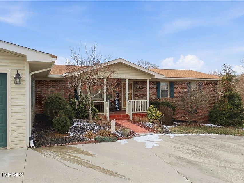 Photo #4: 2006 Rose Drive