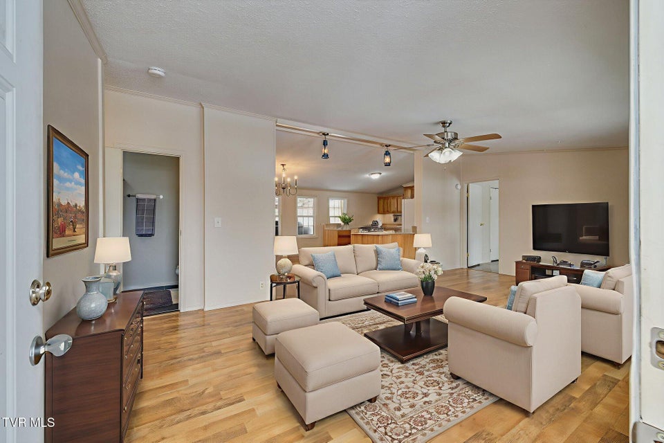 Photo #4: 7185 Snapps Ferry Road