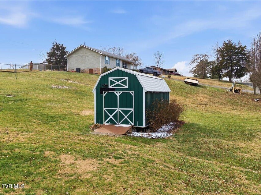 Photo #33: 2006 Rose Drive