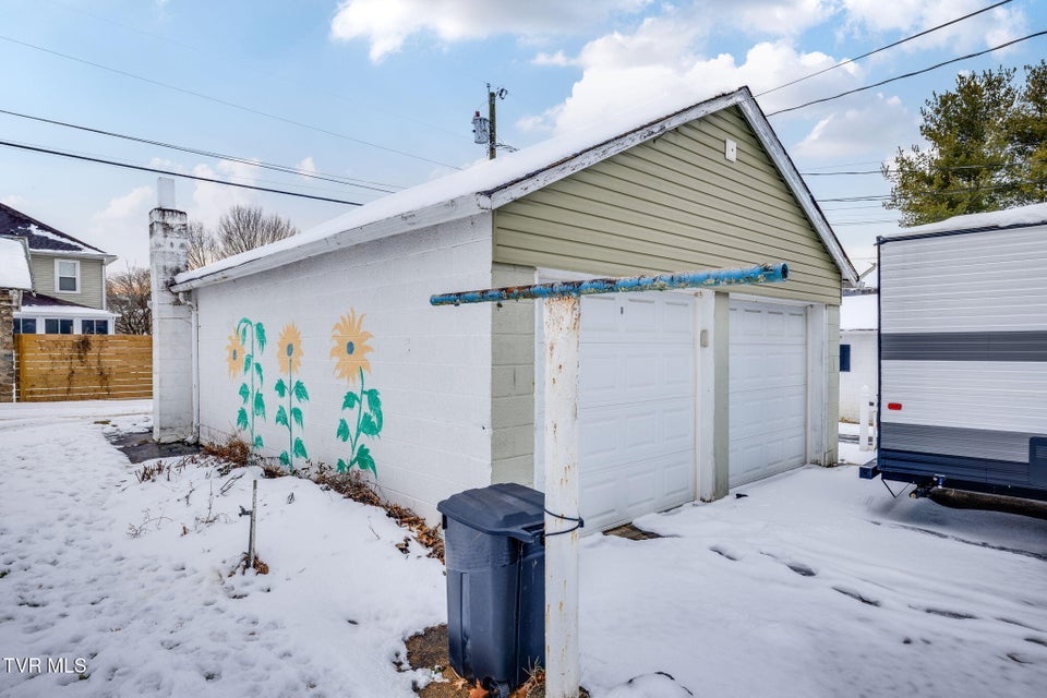 Photo #35: 222 2nd Street